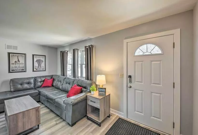 Twin Lakes Escape W/ Deck < 1 Mi To Beach!