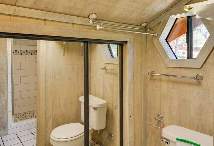 Unique Sedona Home W/ Mountain Views & Guest House