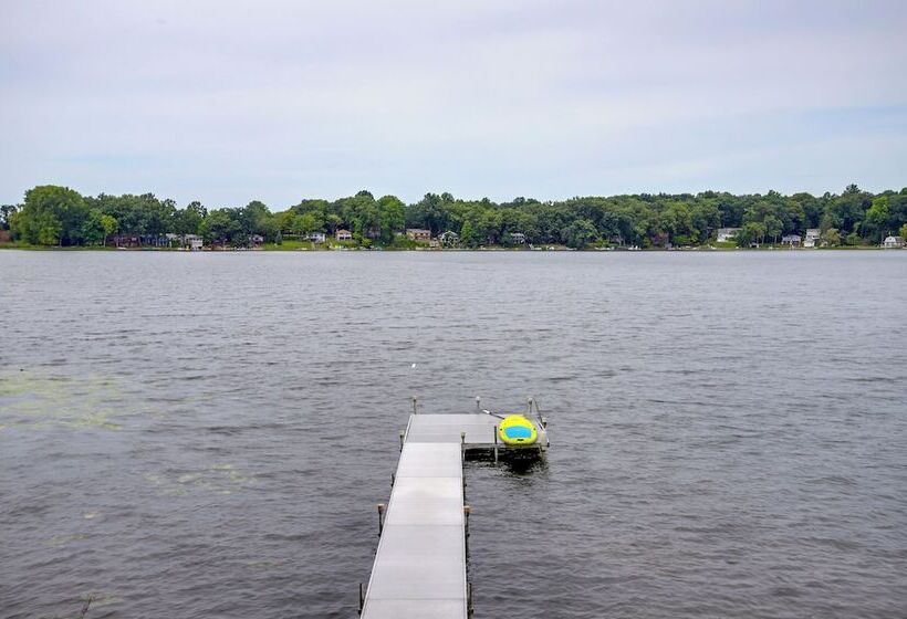 Waterfront Cable Lake Cabin W/ Grill!