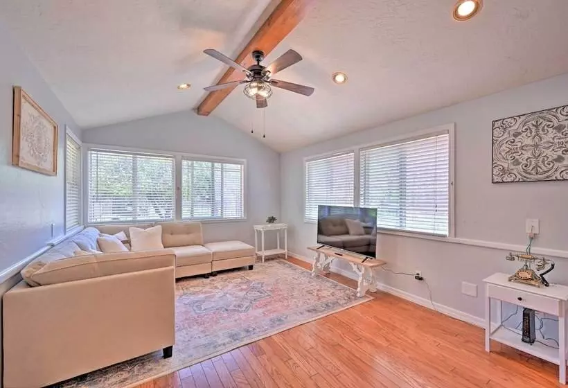 Whispering Pines Home: Fire Pit, Near Scenic Hikes