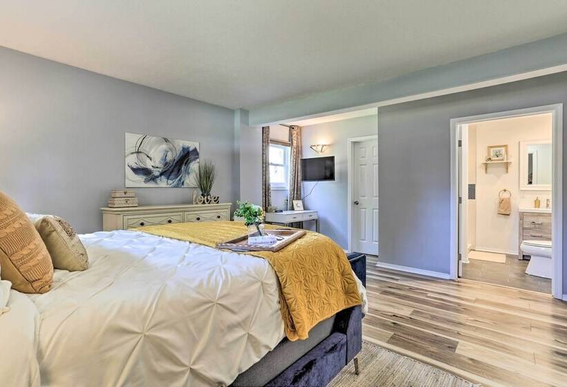 Tobyhanna Home W/ Hot Tub & Resort Amenities