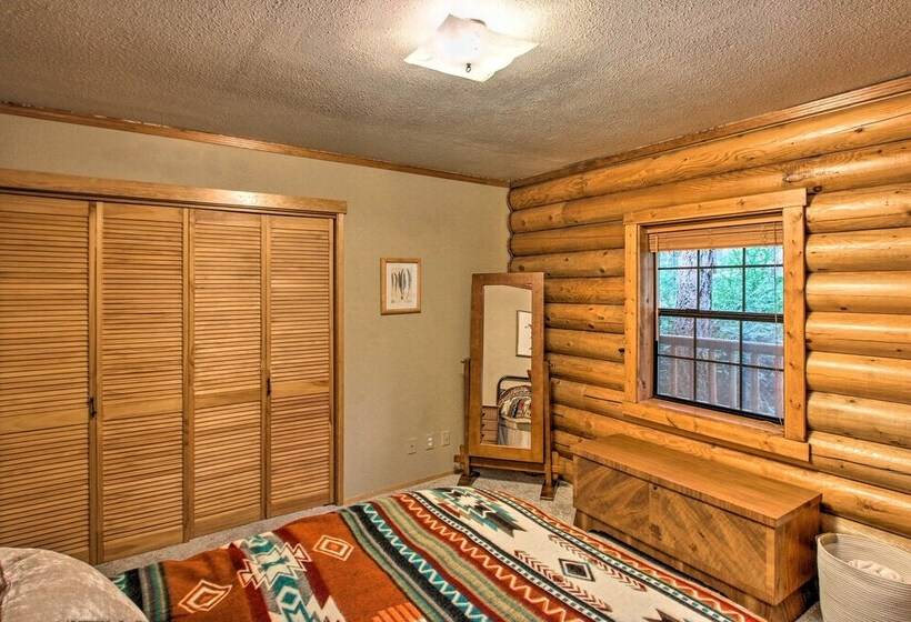 Anderson Island Cabin On Half Acre With Fire Pit!