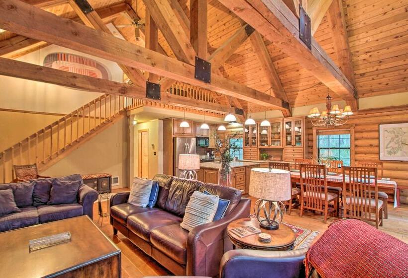 Anderson Island Cabin On Half Acre With Fire Pit!