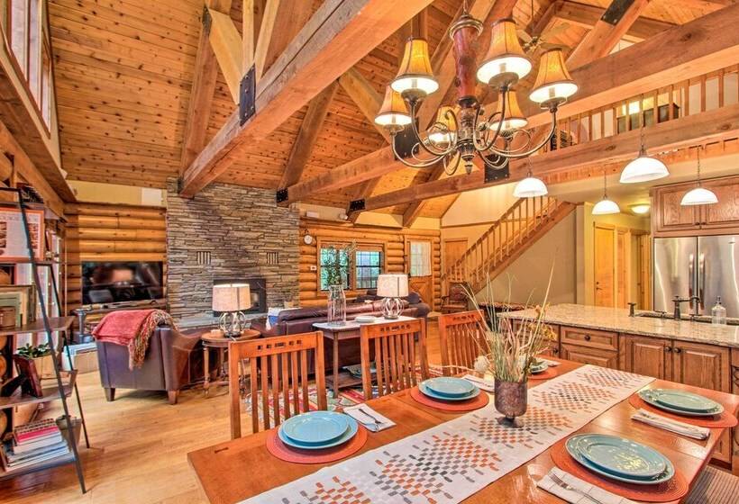 Anderson Island Cabin On Half Acre With Fire Pit!