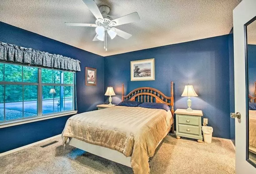 Bella Vista Home Base Near Mtn Biking & Golf!