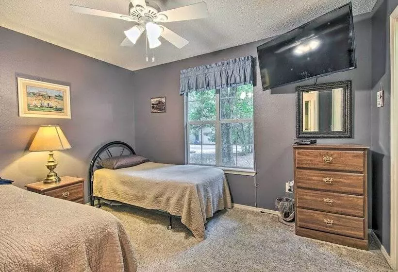 Bella Vista Home Base Near Mtn Biking & Golf!