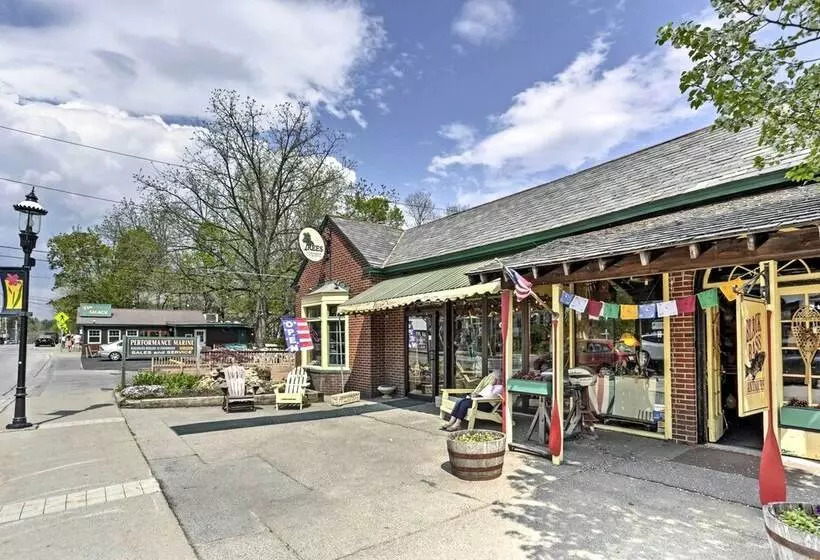 Bolton Landing Cottage: Walk To Lake George!
