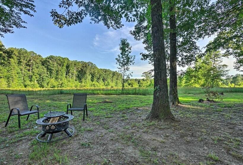 Peaceful Broken Bow Cottage W/ Fire Pit!