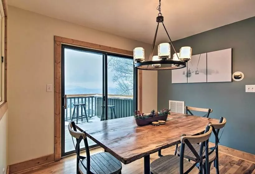 Cabin W/ Hot Tub & Mountain Views, < 5 Mi To Boone