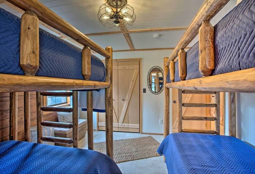 Chic Lakefront Cabin W/ Dock & Bluff Creek Views!