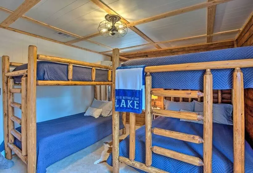 Chic Lakefront Cabin W/ Dock & Bluff Creek Views!
