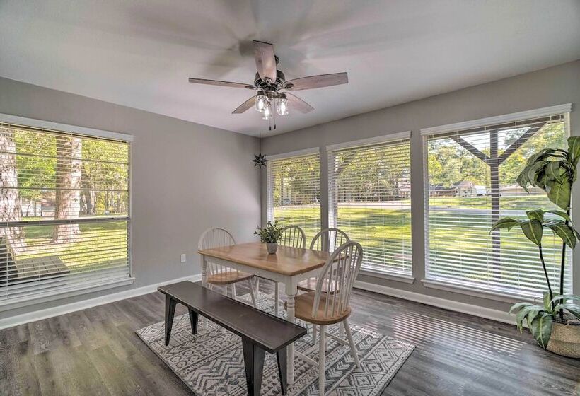 Coldspring Cottage < 1 Mi To Lake Livingston!