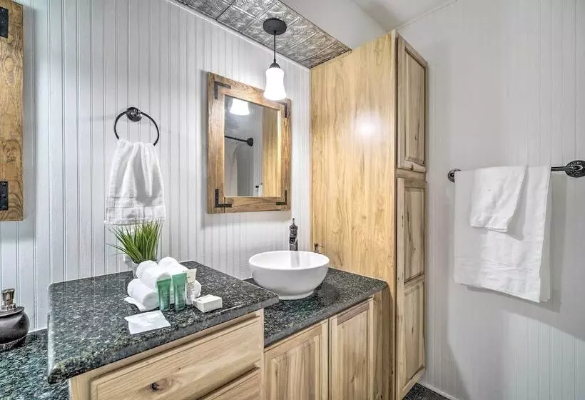 Coldspring Cottage < 1 Mi To Lake Livingston!