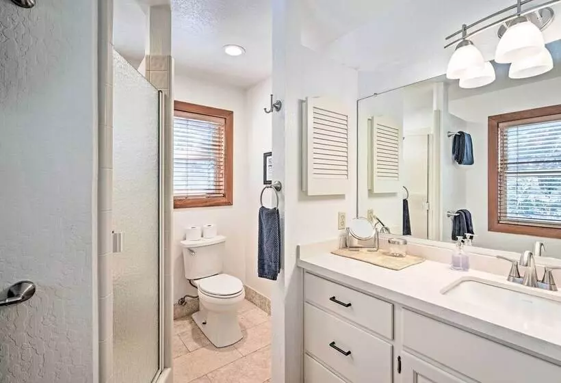 5 Mi To Hiking: Custom Cabin W/ Deck In Arnold!