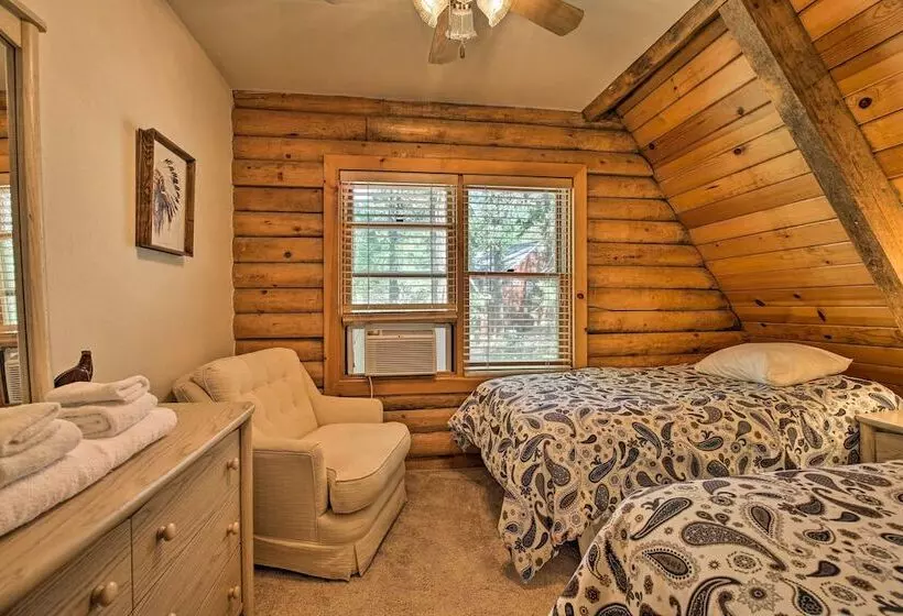 5 Mi To Hiking: Custom Cabin W/ Deck In Arnold!