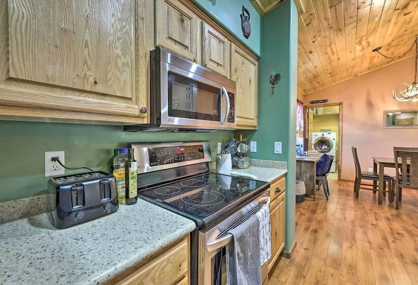 3 Mi To Fool Hollow Lake: Cozy Cabin W/ Deck