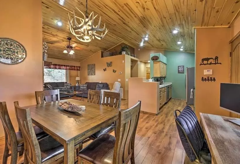 3 Mi To Fool Hollow Lake: Cozy Cabin W/ Deck