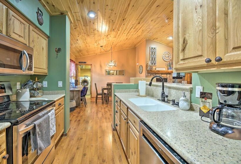 3 Mi To Fool Hollow Lake: Cozy Cabin W/ Deck