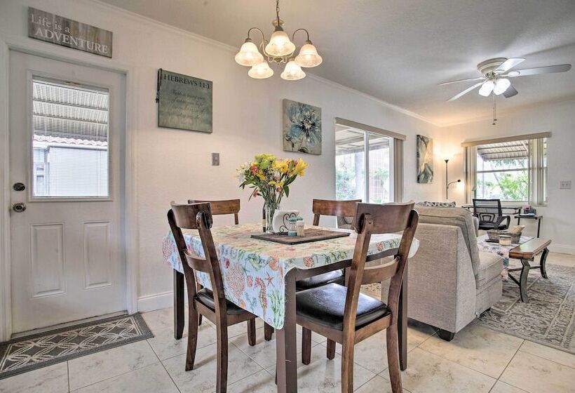 2 Mi To Boardwalk: Home W/ Grill In Dania Beach!