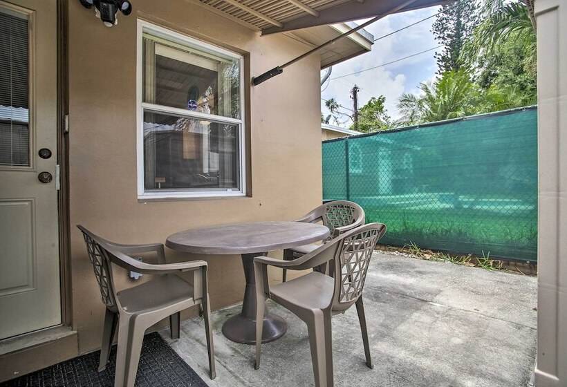 2 Mi To Boardwalk: Home W/ Grill In Dania Beach!