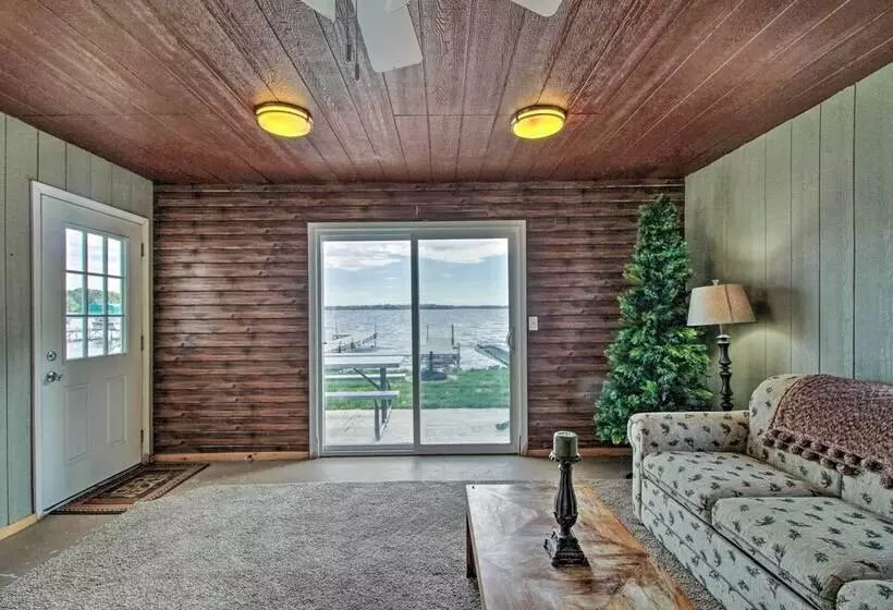 Delightful Isle Retreat W/ Boat Dock & Slip!