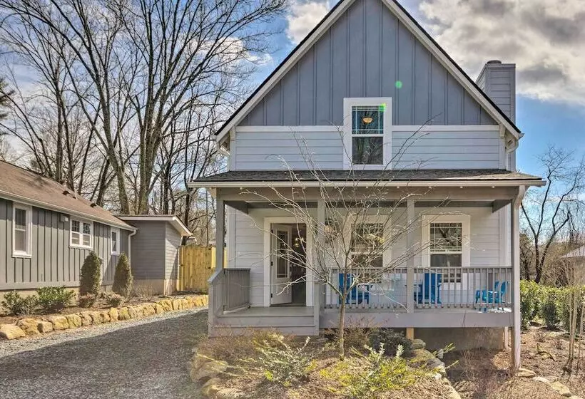 Downtown Brevard Retreat With Fire Pit & Deck!