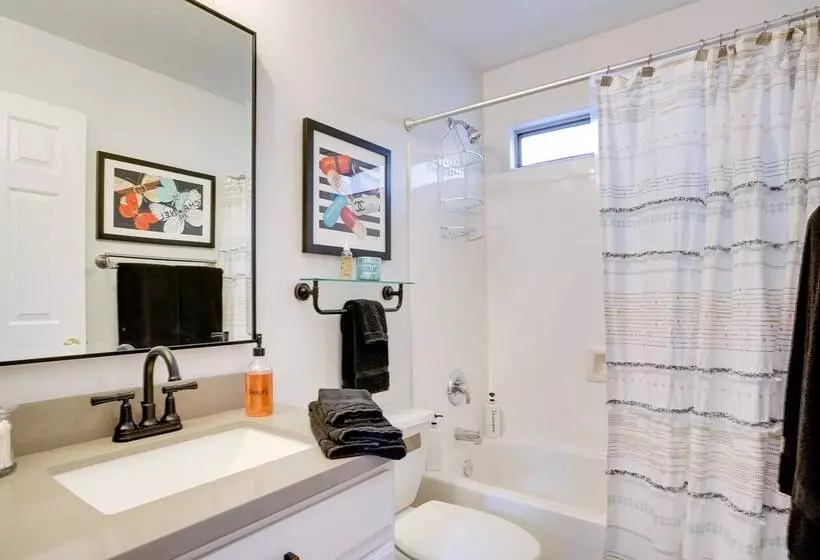 El Mirage  Sunshine House  W/ Private Pool!