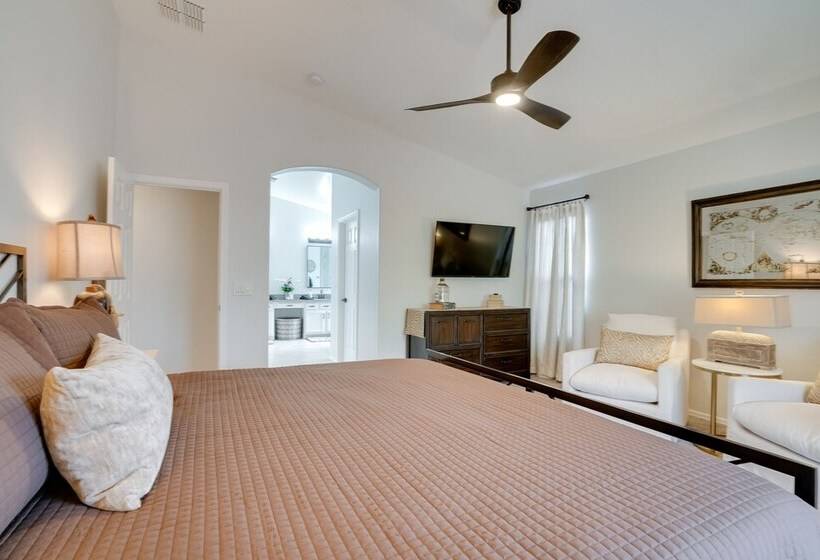 El Mirage  Sunshine House  W/ Private Pool!