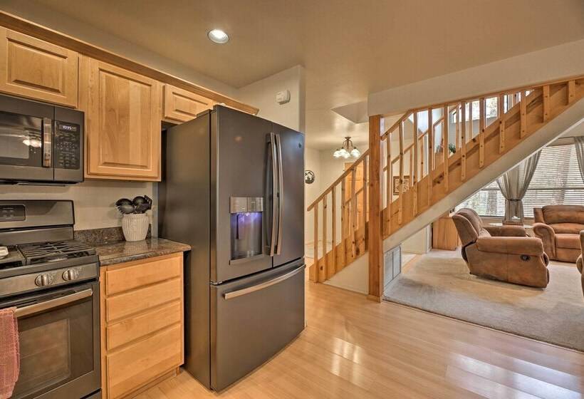 Elk Haven Show Low Cabin W/ Deck & Pool Table!