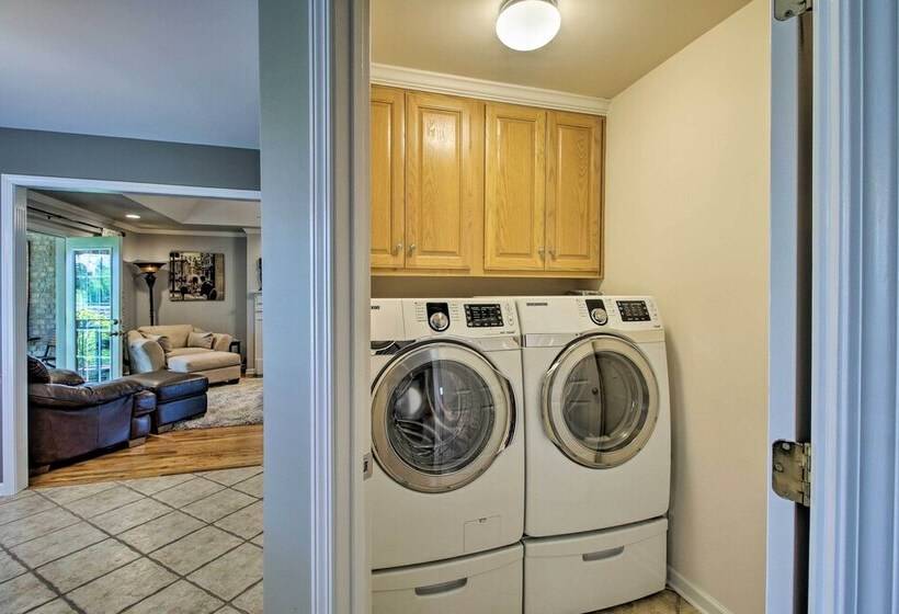 Gallatin House On Long Hollow Golf Course!