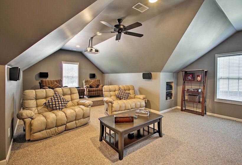 Gallatin House On Long Hollow Golf Course!