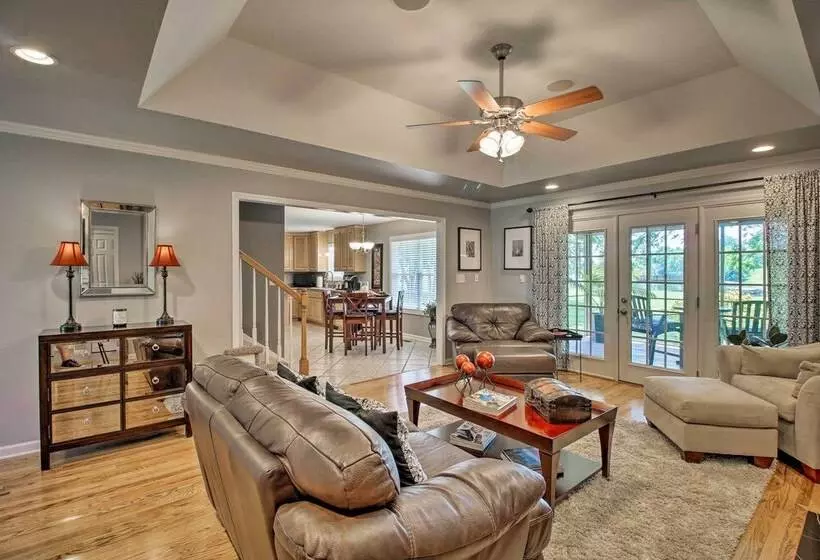 Gallatin House On Long Hollow Golf Course!