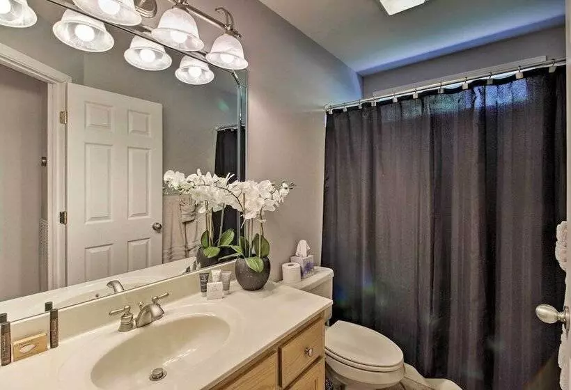 Gallatin House On Long Hollow Golf Course!