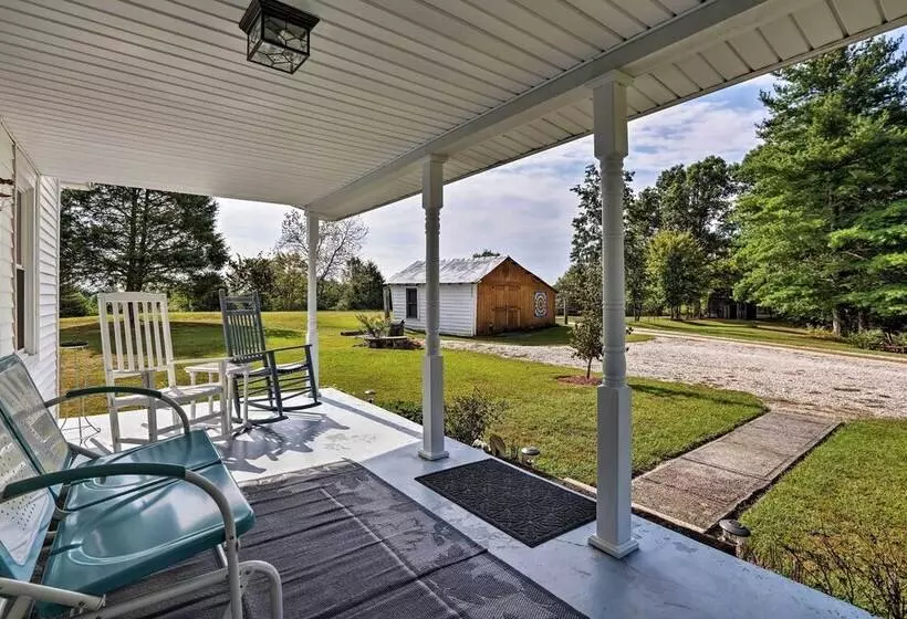 Grandma S Farm House  On 125 Acres W/ Fire Pit!