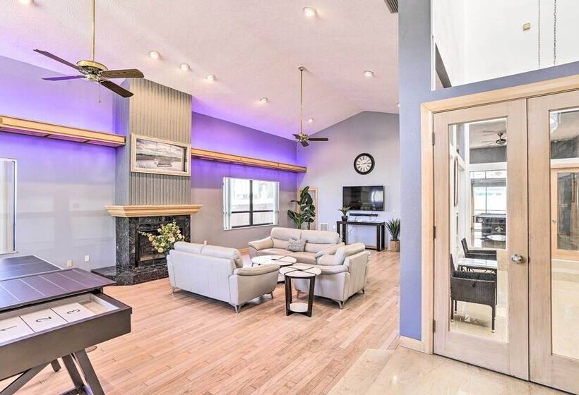 Huge Home W/ Pool Table Near St Pete Beach!