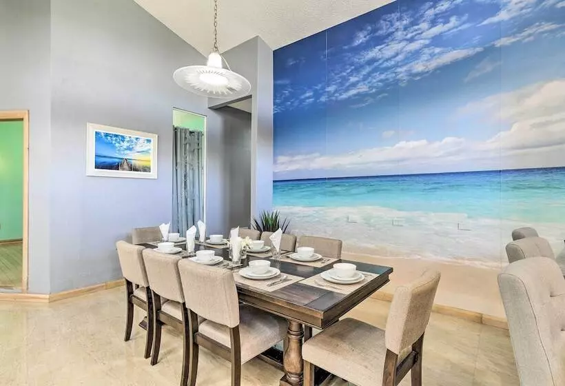 Huge Home W/ Pool Table Near St Pete Beach!