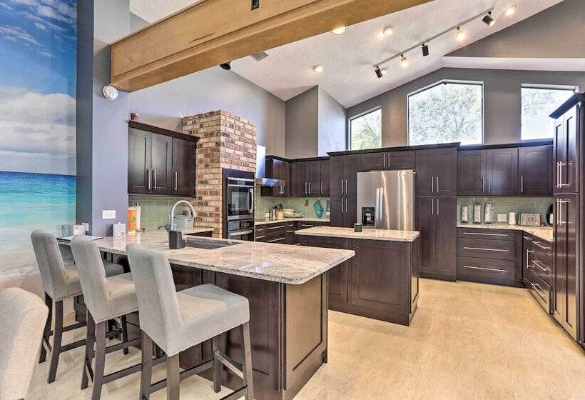 Huge Home W/ Pool Table Near St Pete Beach!