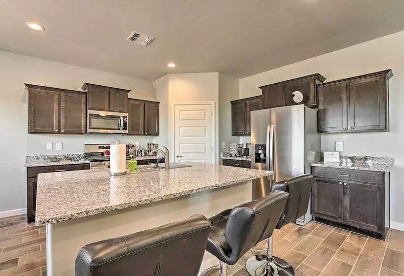 Inviting Sahuarita Home < 5 Mi To Lake Park!
