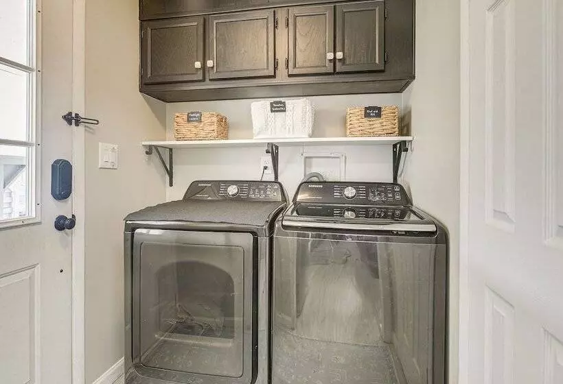 Deck & Pool Access: Myrtle Beach Getaway