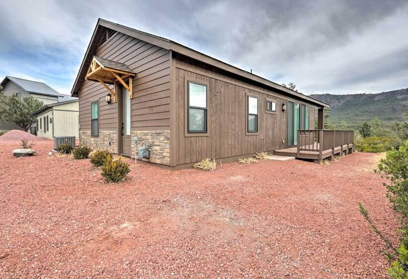 Hot Tub, Deck & Mtn View: Lavish Cabin In Pine!