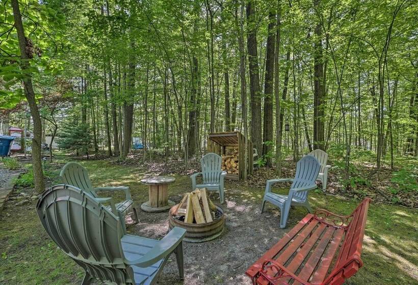 Lovely Roscommon Cabin < 3 Mi To Higgins Lake!