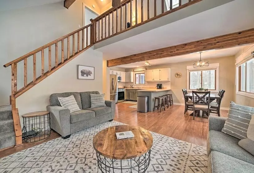 Lovely Roscommon Cabin < 3 Mi To Higgins Lake!