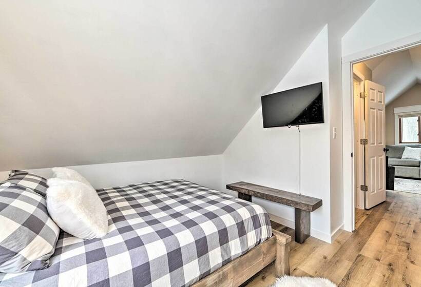 Lovely Roscommon Cabin < 3 Mi To Higgins Lake!