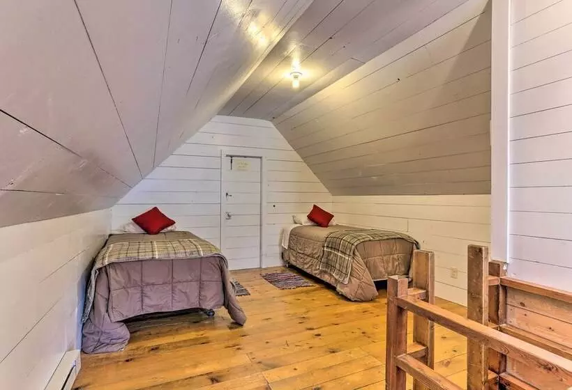 Maltese Ranch Cabin  Near Medora Attractions!