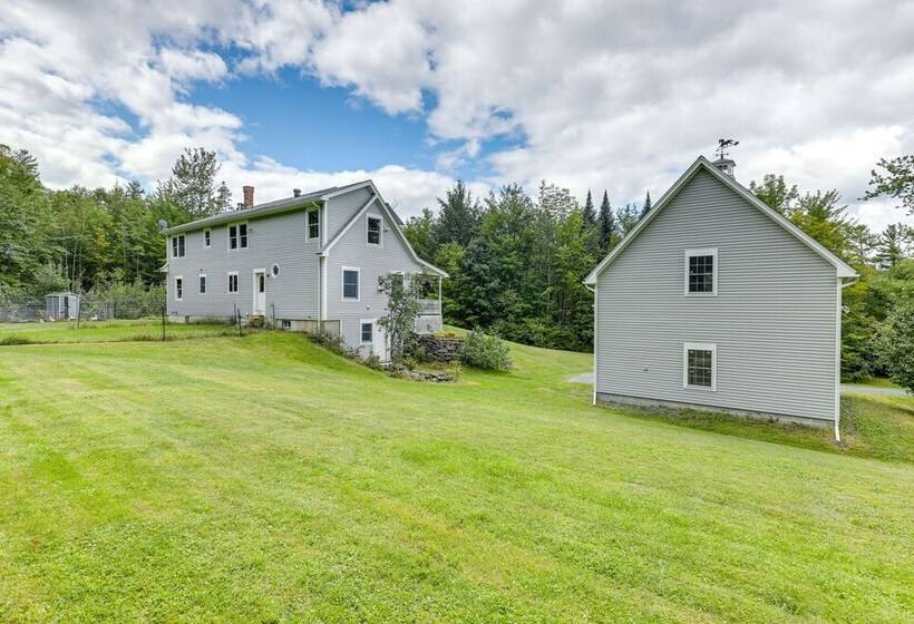 Meriden Village Of Plainfield Home W/ Backyard