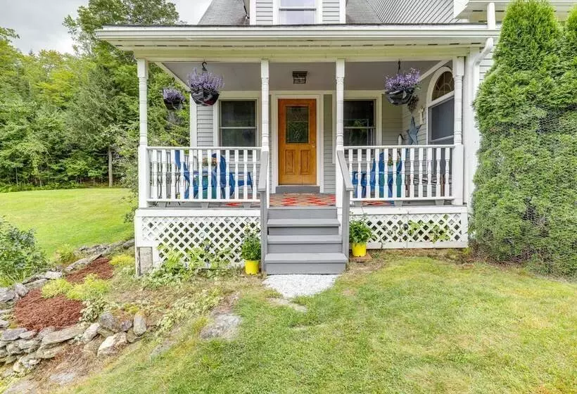 Meriden Village Of Plainfield Home W/ Backyard