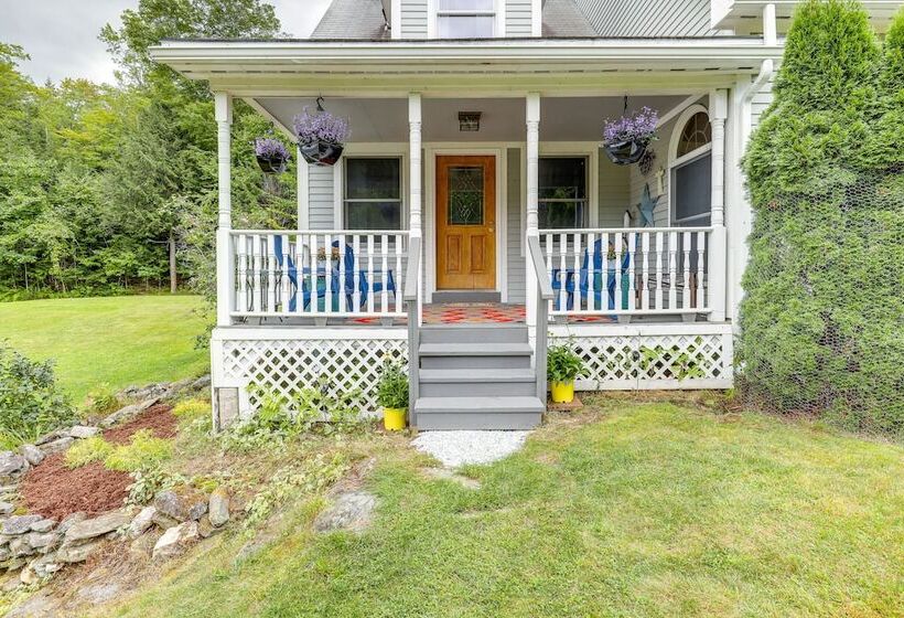 Meriden Village Of Plainfield Home W/ Backyard