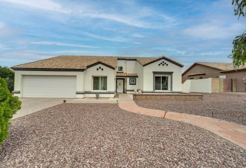 Mesa Home W/ Patio & Grill   4 Mi To Salt River!