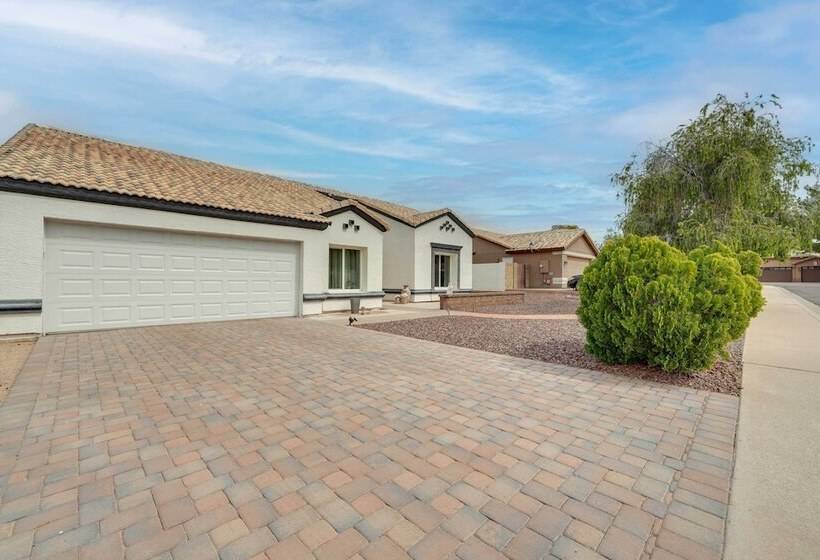Mesa Home W/ Patio & Grill   4 Mi To Salt River!