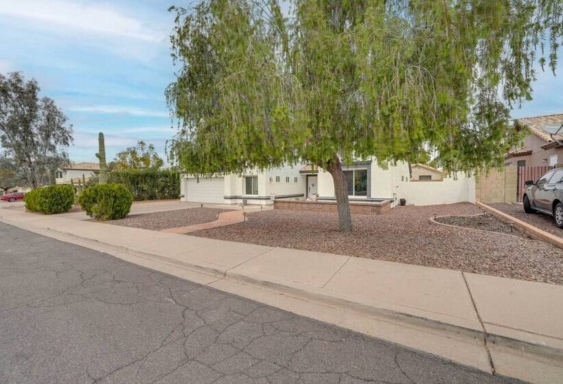 Mesa Home W/ Patio & Grill   4 Mi To Salt River!